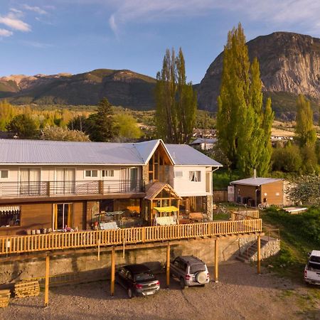 Hostal Los Teros Coyhaique Esterno foto