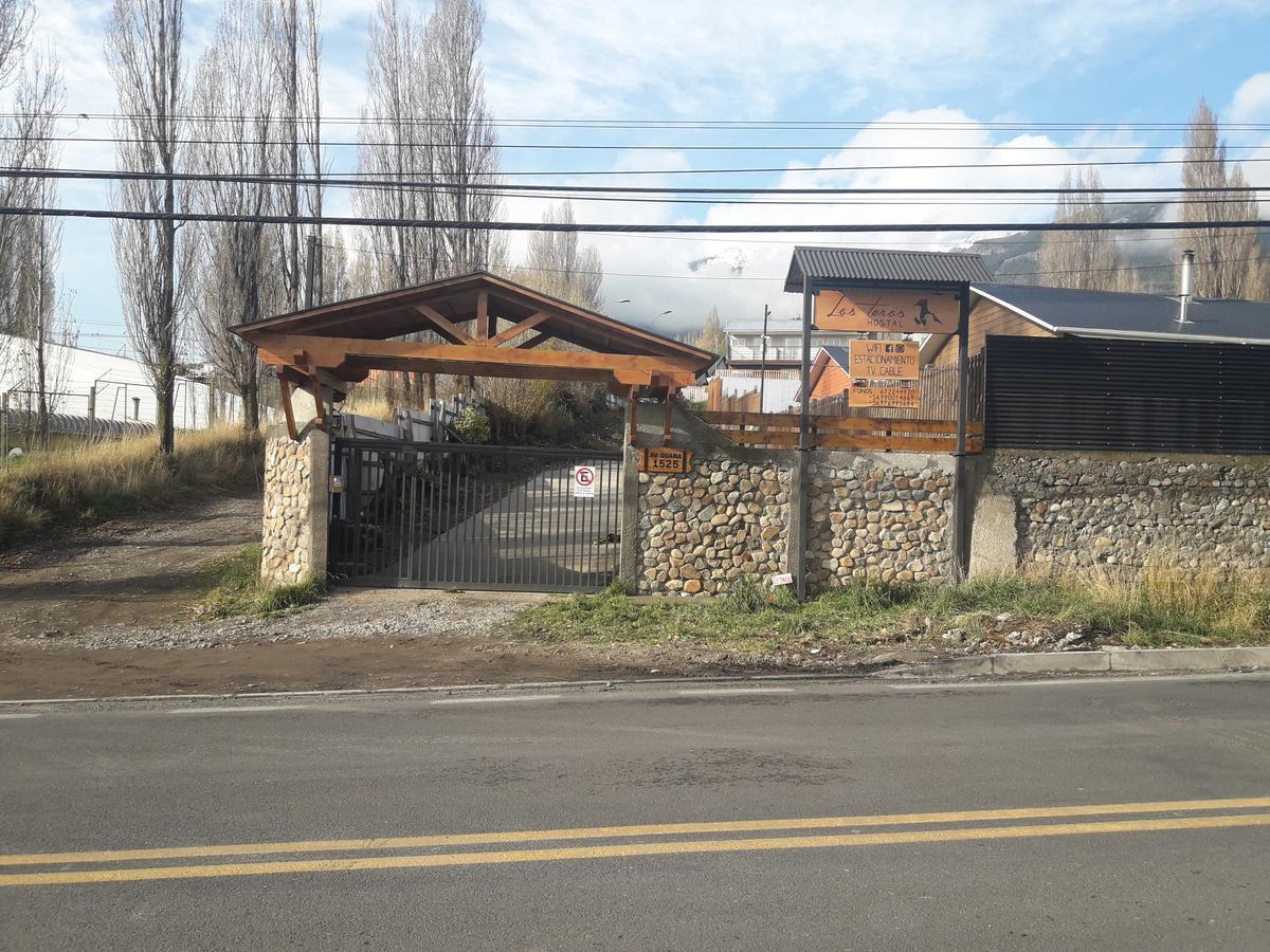 Hostal Los Teros Coyhaique Esterno foto